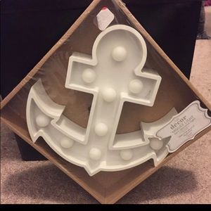 Light up anchor home decor
